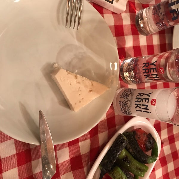 Foto scattata a Eski Babel Ocakbaşı Restaurant da Emrah Ö. il 2/27/2019