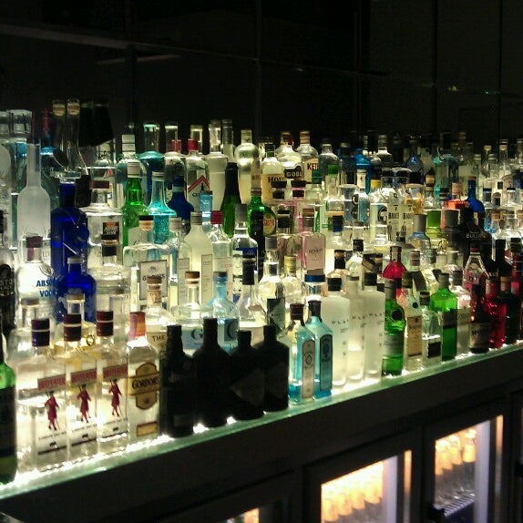 The Gin House Cocktail Bar in Porto