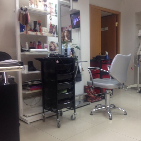 салон красоты вивьен саратов солнечный. салон красоты вивьен тирасполь. мастер парикмахер уфа. салон вивьен. вивьен салон красоты ростов.