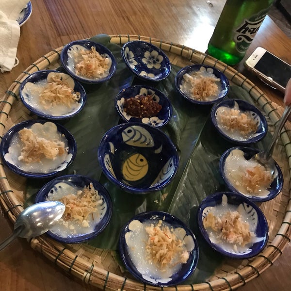 Foto diambil di Madam Thu: Taste of Hue oleh Alexey K. pada 12/24/2018