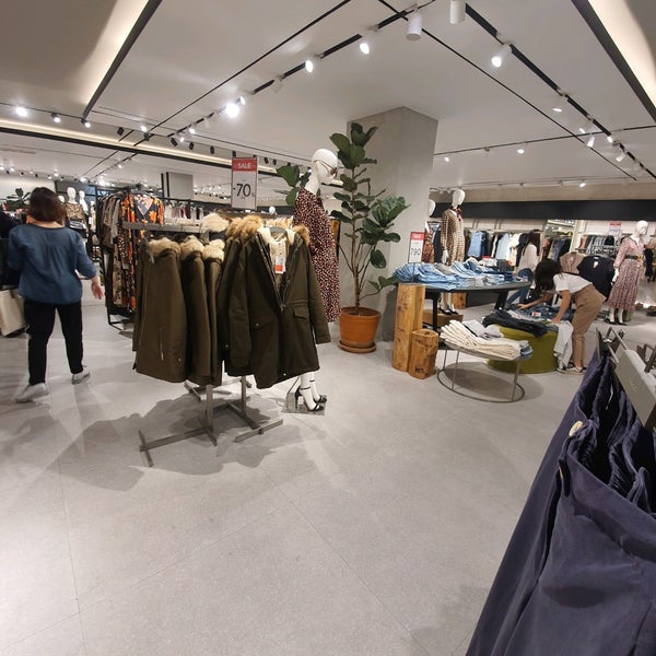 Mng Mango Centralworld