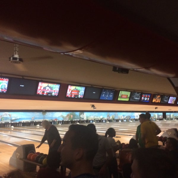 Photo taken at Pinz Bowling Center by Claudia Z. on 7/16/2015