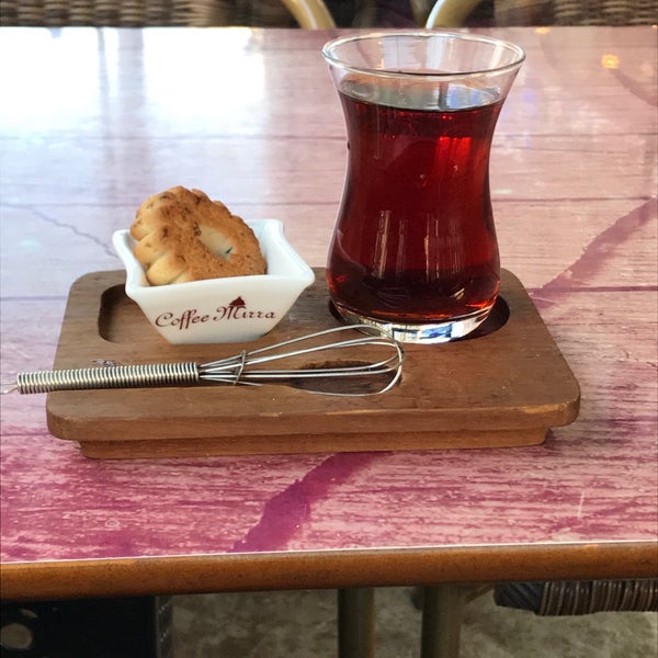 Foto diambil di Coffee Mırra oleh Serhat ♎. pada 11/30/2017