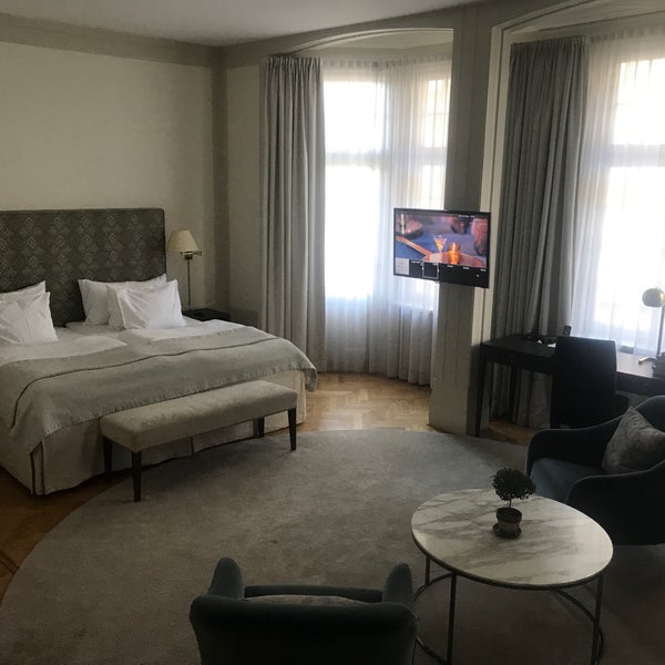 Foto diambil di Hotel Diplomat Stockholm oleh Mackenzie K. pada 5/4/2017