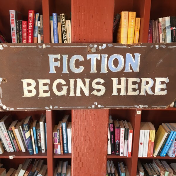 Photo taken at Bart&#39;s Books by Kevin M. on 8/31/2018