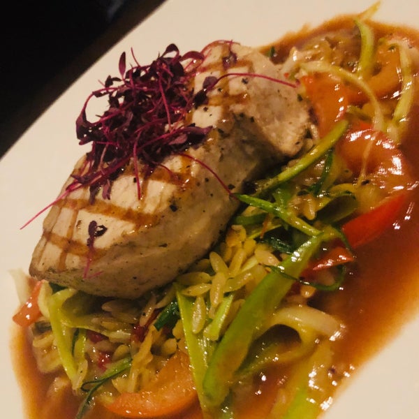 10/8/2019에 yRa G.님이 Devon Seafood &amp; Steak에서 찍은 사진