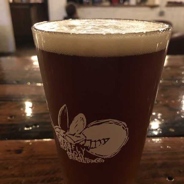 Photo taken at Firefly Hollow Brewing Co. by ᴡ B. on 11/10/2018