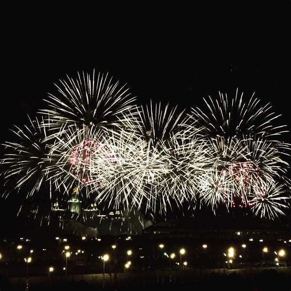 Фестиваль ростех. Фестиваль фейерверков ростех. Где в суздале будет фестиваль фейерверков. Фестиваль фейерверков ростех в москве. Фестиваль салютов в москве.