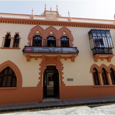 Foto scattata a Universidad Europea de Canarias da Universidad Europea de Canarias il 3/9/2014