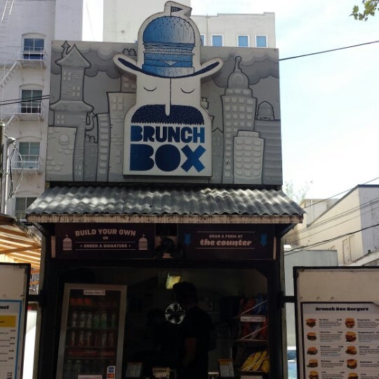Foto tirada no(a) Brunch Box por Dinner N. em 4/11/2014