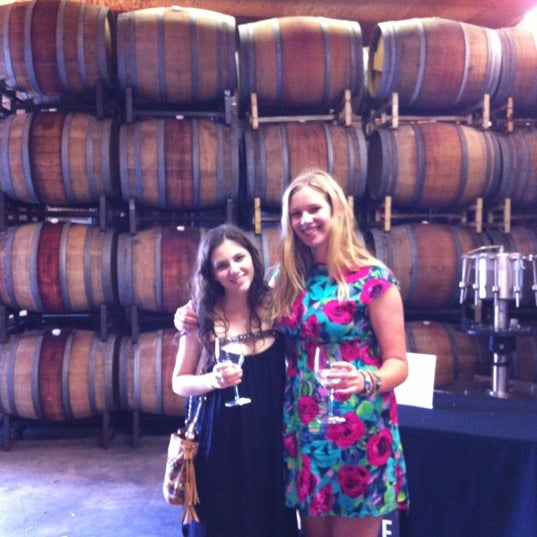 Photo taken at Hartford Family Winery by Maddie D. on 6/11/2012