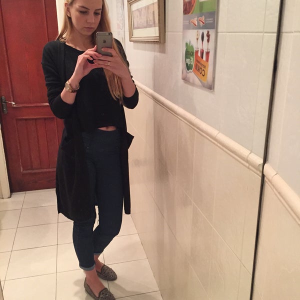 4/16/2015에 Sveta ..님이 Shooters Café에서 찍은 사진