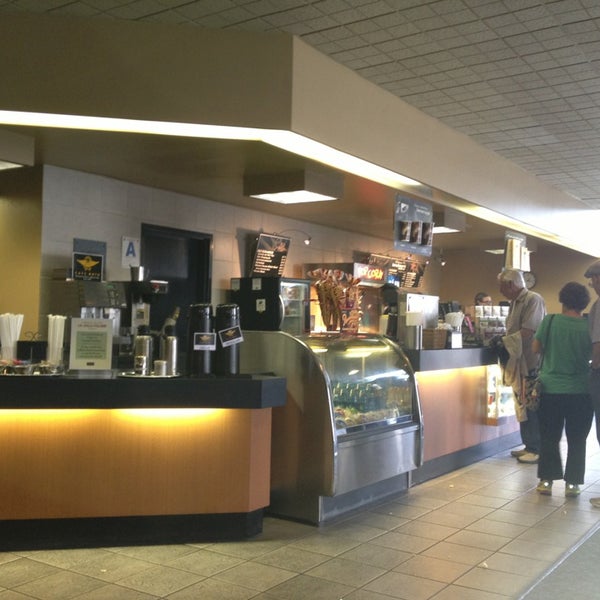 Landmark Theatres La Jolla Village Cinemas (Now Closed) Indie Movie