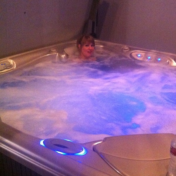 Olympic Hot Tub Seattle Spa in Westlake