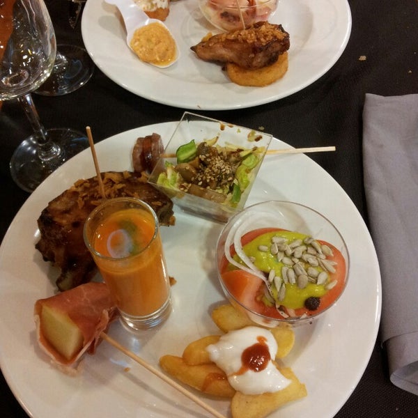 7/30/2014にJulio W.がRestaurante LAS PALOMAS Buffet&amp;Tapasで撮った写真