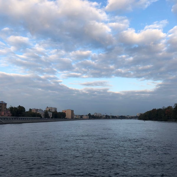 Стрелка елагина острова