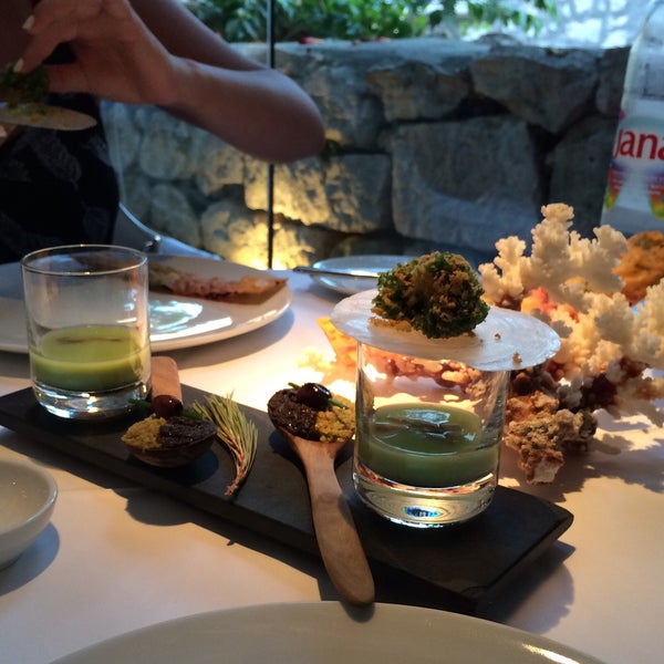 7/20/2015 tarihinde Jakub N.ziyaretçi tarafından Restaurant Monte Rovinj'de çekilen fotoğraf