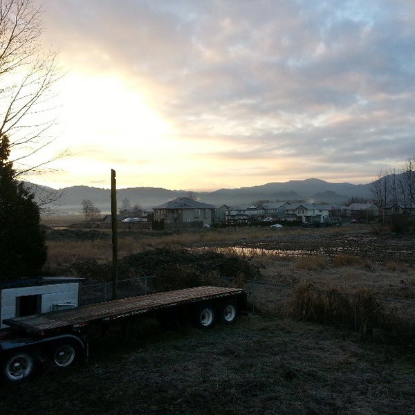Photos at Huntingdon/Sumas Border Crossing Border Crossing
