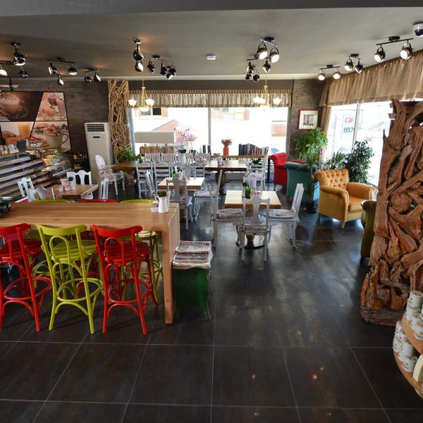 3/10/2014にTaze Kuru Shop &amp; CafeがTaze Kuru Shop &amp; Cafeで撮った写真