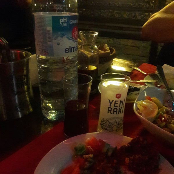รูปภาพถ่ายที่ Neyzen Restaurant โดย &amp;Nurşen&amp; เมื่อ 3/23/2019