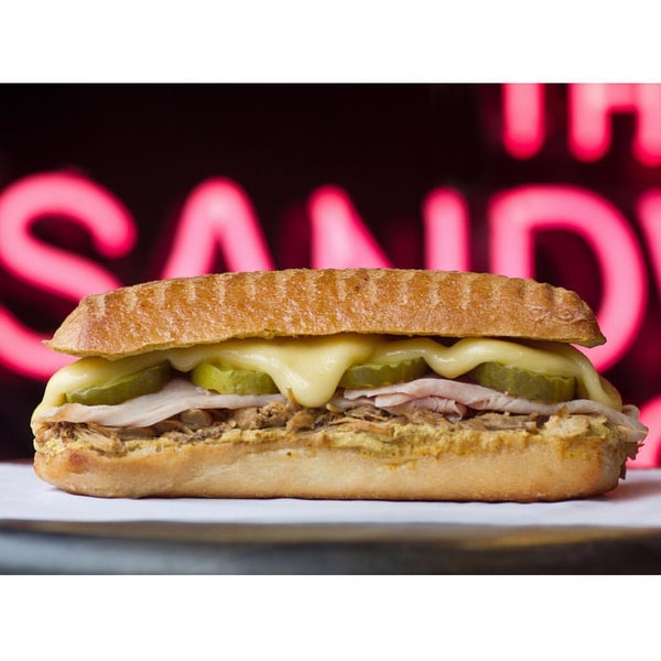 Foto tirada no(a) The Sandwich Shop por Ricardo S. em 8/29/2015