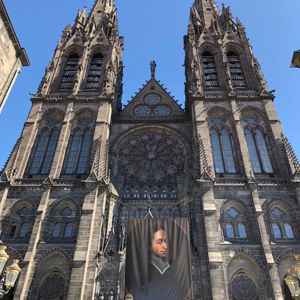 Foto scattata a Cathédrale Notre-Dame-de-l&#39;Assomption da Yann P. il 9/8/2018