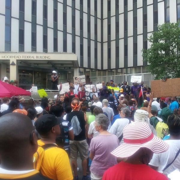 William S. Moorhead Federal Building Fifth and Forbes Corridor 1000