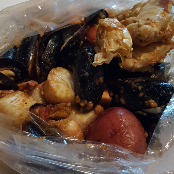 Crackin Crab Jefferson Commons 4 tips