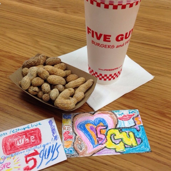Photo taken at Five Guys by Est A. on 9/24/2014