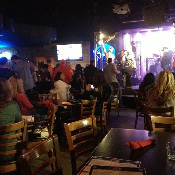 1/6/2013 tarihinde Beth S.ziyaretçi tarafından The Pub In Frisco'de çekilen fotoğraf