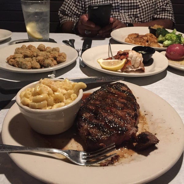 Shuckers Grill & Oyster Bar Seafood Restaurant