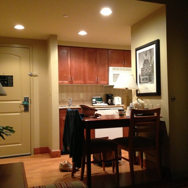 9/14/2013에 Edward C.님이 Homewood Suites by Hilton Princeton에서 찍은 사진