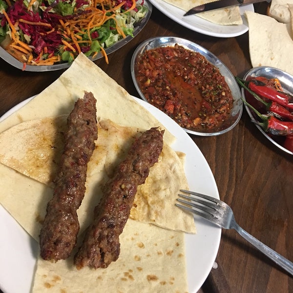 Fatih Baran Et Mangal İstanbul'da Steakhouse