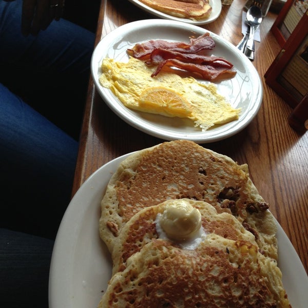 1/5/2013にValerie G.がBlueberry Field Pancake House &amp; Restaurantで撮った写真