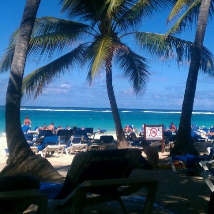 Photo taken at Memories Splash Punta Cana - All Inclusive by Brian E. on 1/31/2013