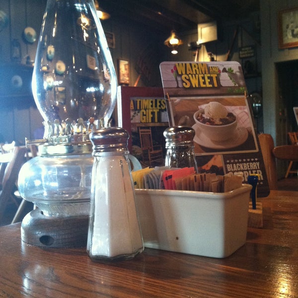 Cracker Barrel Old Country Store St Louis, MO