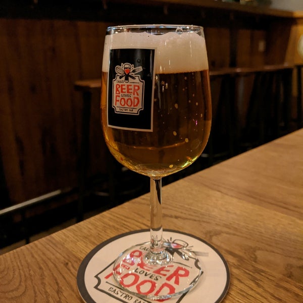 Photo taken at BEER loves FOOD by Eric R. on 12/4/2019