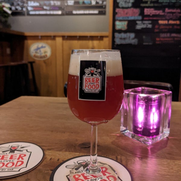 Photo taken at BEER loves FOOD by Eric R. on 12/4/2019