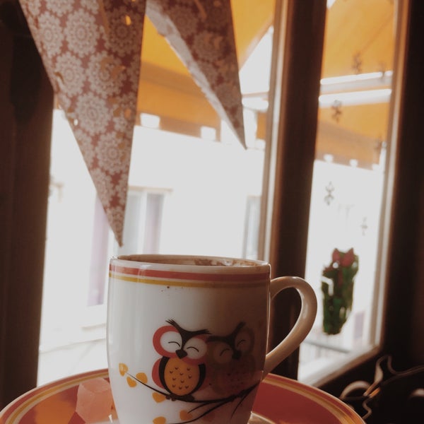 4/4/2017 tarihinde Dilara Y.ziyaretçi tarafından Baykuş Coffee Shop'de çekilen fotoğraf