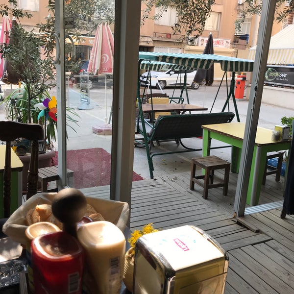 11/5/2017 tarihinde İnanç A.ziyaretçi tarafından Zeytin Cafe'de çekilen fotoğraf