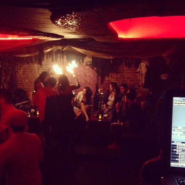 10/31/2014にDjDreamz R.がTantra Loungeで撮った写真