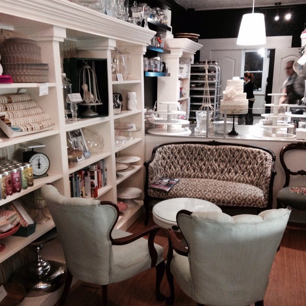 ThimbleCakes Cupcake Shop in Ottawa