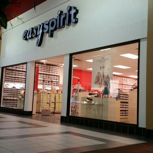 easy spirit shoes outlet locations