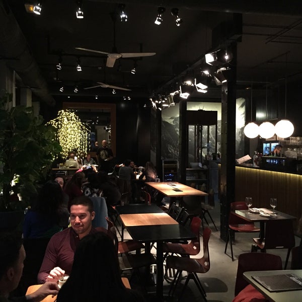 11/18/2017 tarihinde Luca L.ziyaretçi tarafından Diurno Restaurant &amp; Bar'de çekilen fotoğraf