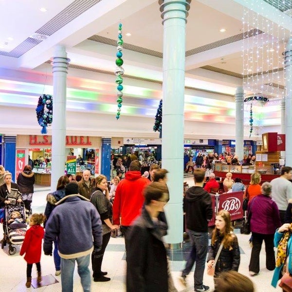 3/2/2015 tarihinde Fareham Shopping Centreziyaretçi tarafından Fareham Shopping Centre'de çekilen fotoğraf