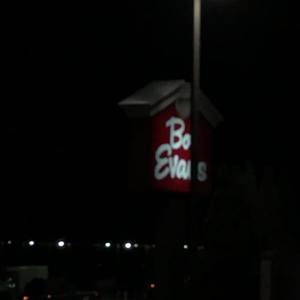 Bob Evans Restaurant 1100 N Canfield Niles Rd