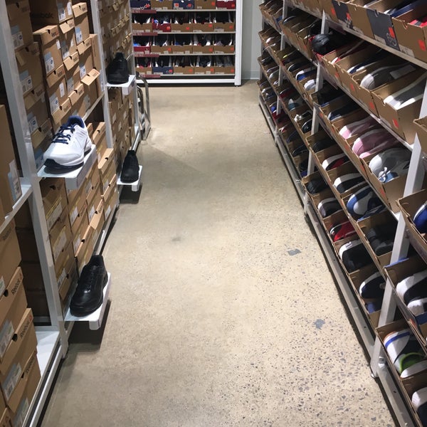 reebok outlet leesburg