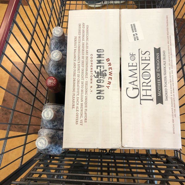 Binny's Beverage Depot Liquor Store in Willowbrook