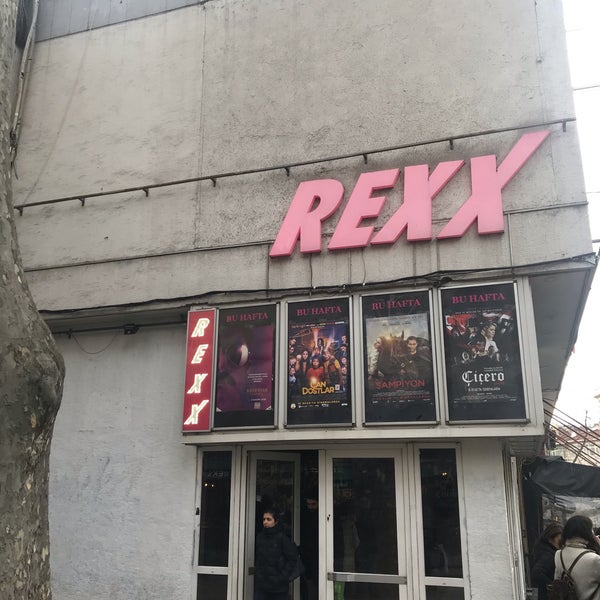 Foto diambil di Rexx Sineması oleh Emre E. pada 1/20/2019