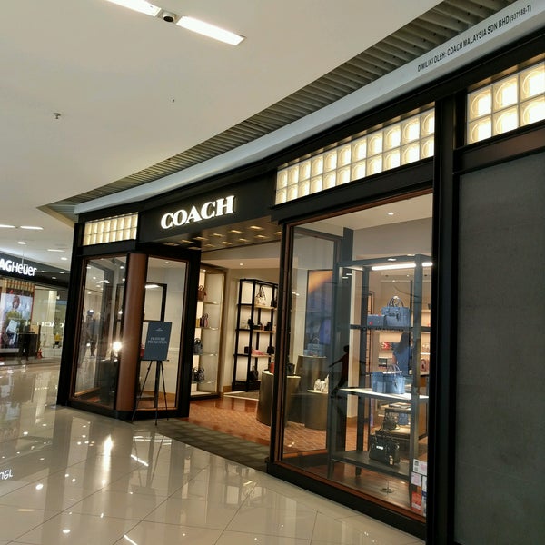 coach metrotown